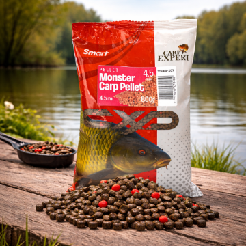 Carp Expert Smart Monster Carp Pellet 4,5 mm 800 g – peleti za šaranski ribolov postavljeni uz jezero, idealni za method feeder i prihranu šarana